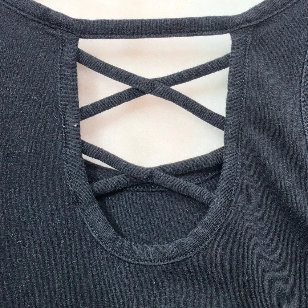 Old Navy Girls Black Lattice Neck Fitted Tank Top Size M 8 Sleeveless Jersey